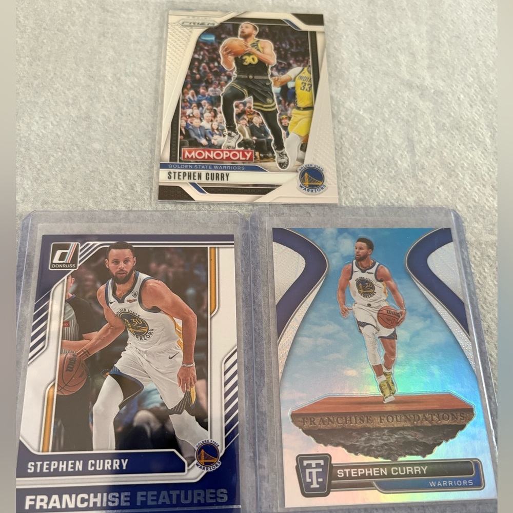 Stephan Curry Warriors Franchise Foundations Basketball Card and Monopoly Card